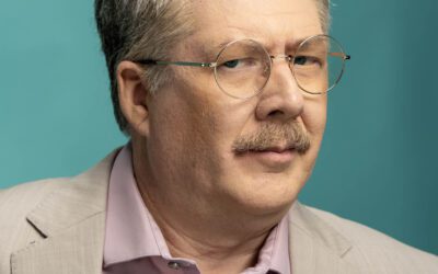 From Confident to Quirky: Five Must-Have Poses for Actor Headshots